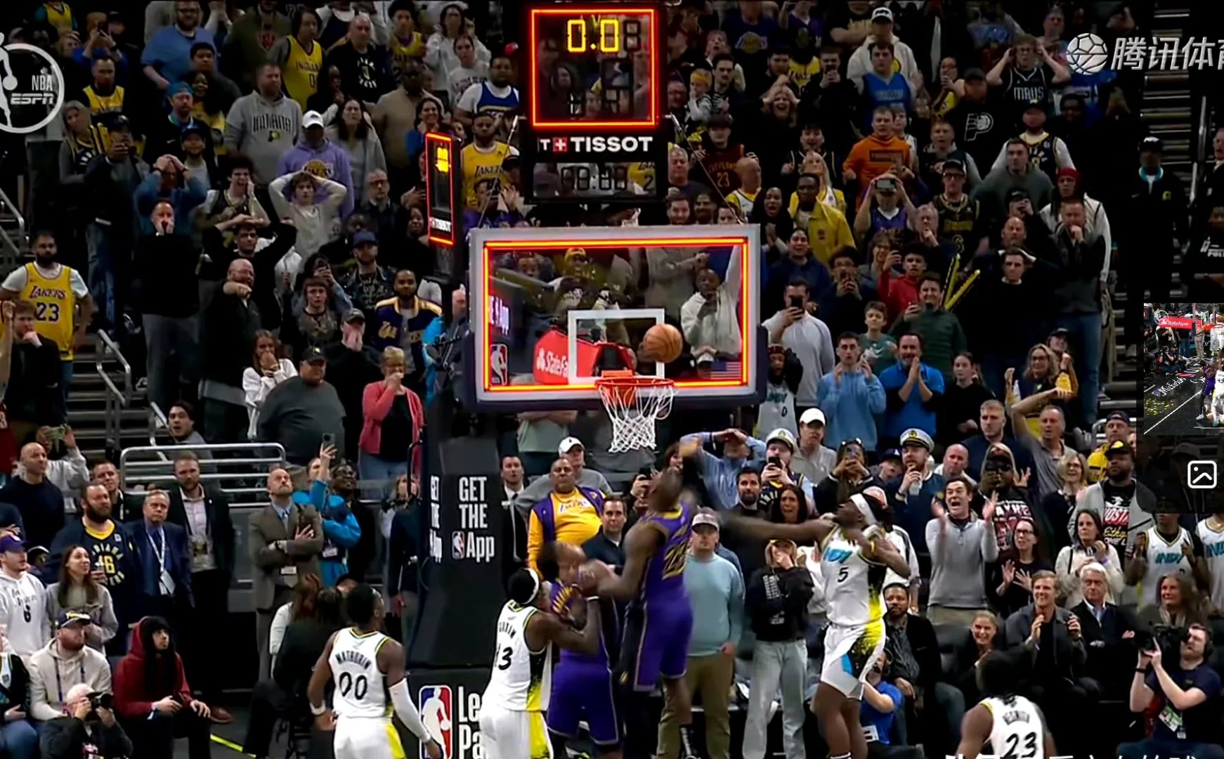 开云体育平台詹姆斯焦点对战，Uzi与80激战RNG分钟，出色防守胜负难料！