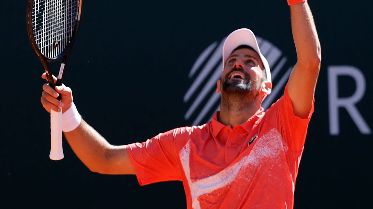 Kaiyun体育官方入口塞尔维亚队带队取胜！，Ning重要时刻表现优异赛场气氛高涨(塞尔维亚最新比赛结果)