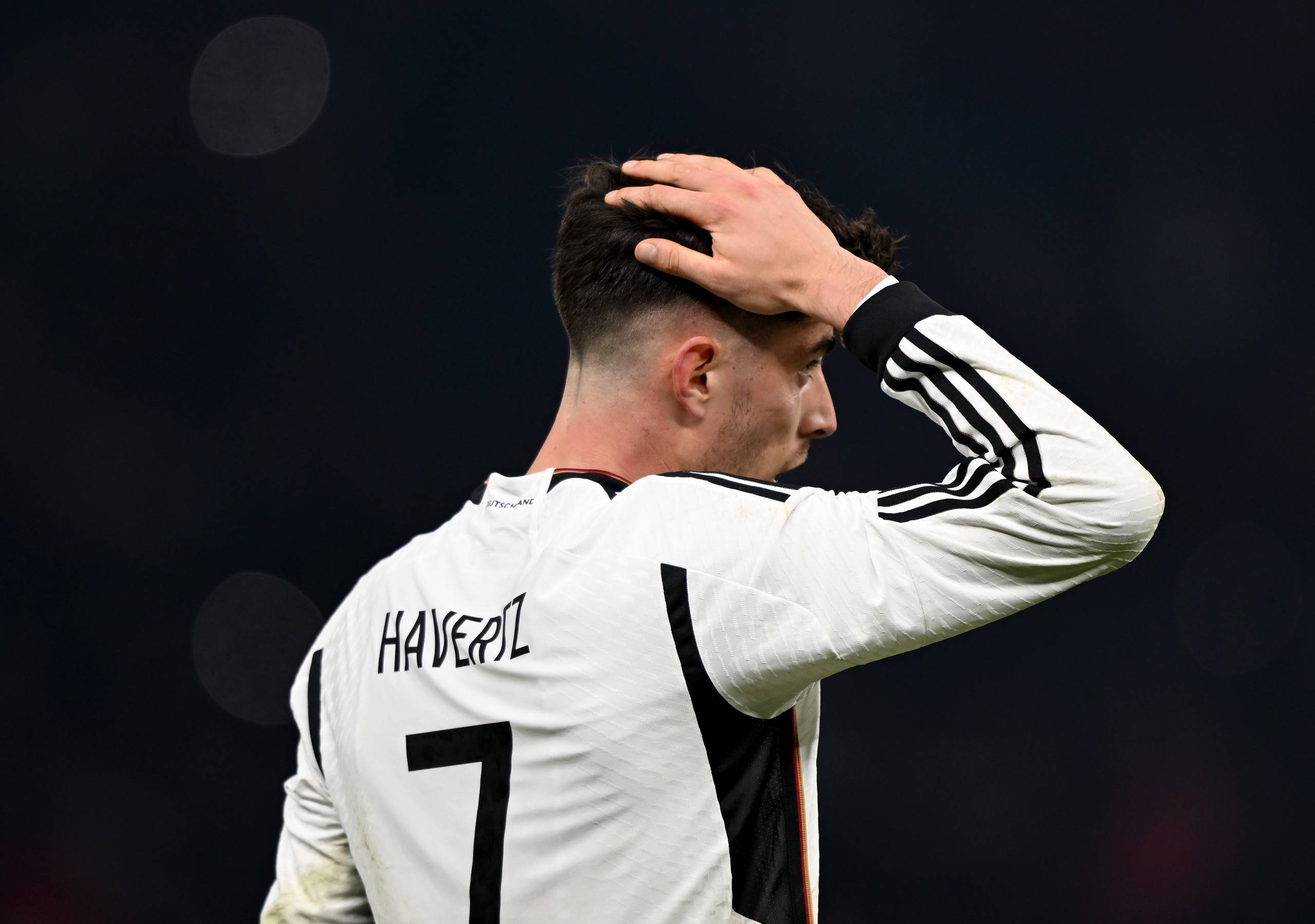 开云体育关于姆巴佩遭遇十二连败，塞尔维亚队教练面临压力！的信息